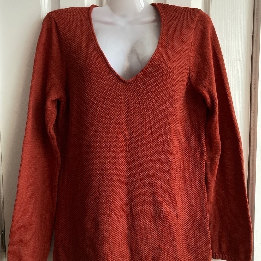 Old Navy  San Fransisco waffle blend weave- size M